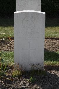 Calais Southern Cemetery - Rossell, Joseph